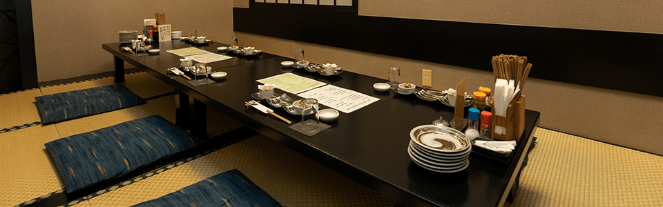 こだわりの店内 テーブル